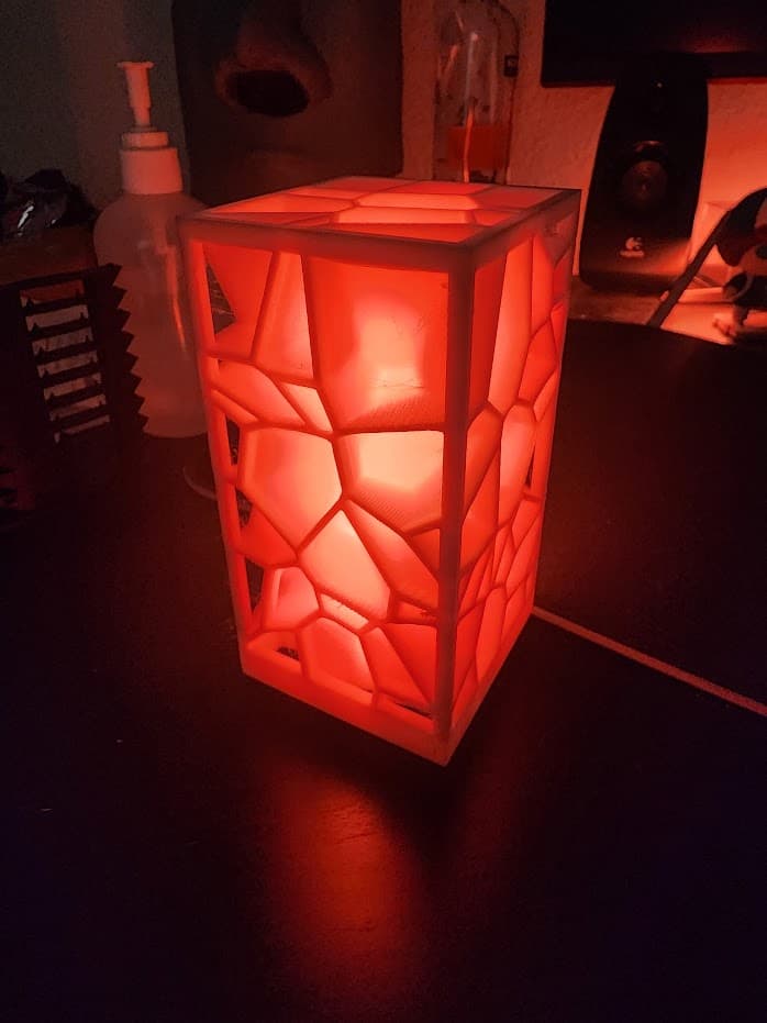 Voronoi Lamp with LED Stand